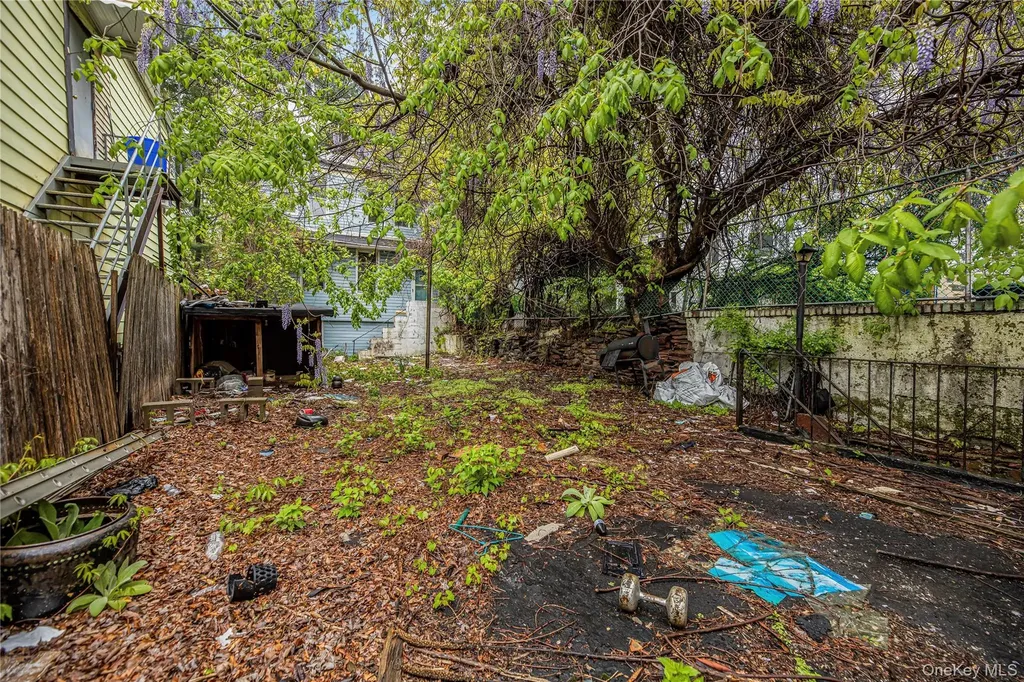 151 Summit Place Bronx NY 10463