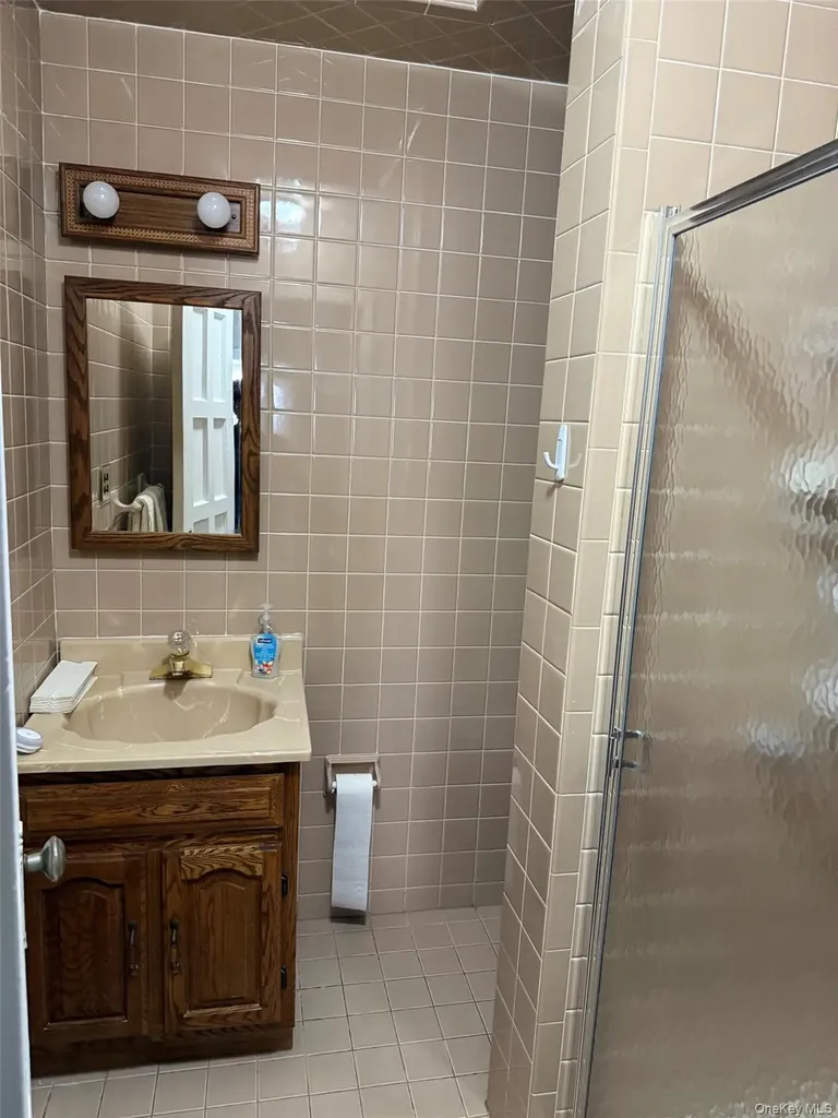 47-33 188th Street Flushing NY 11358
