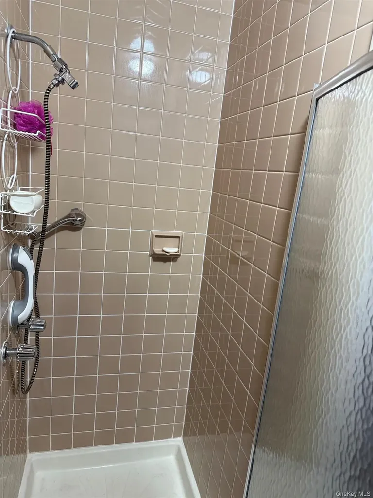 47-33 188th Street Flushing NY 11358