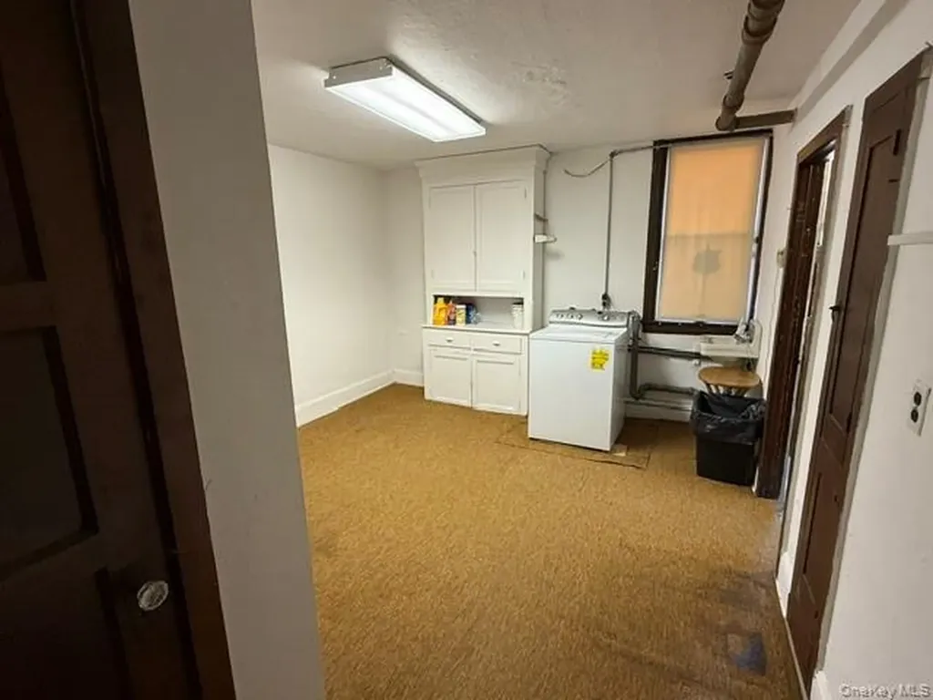 47-33 188th Street Flushing NY 11358