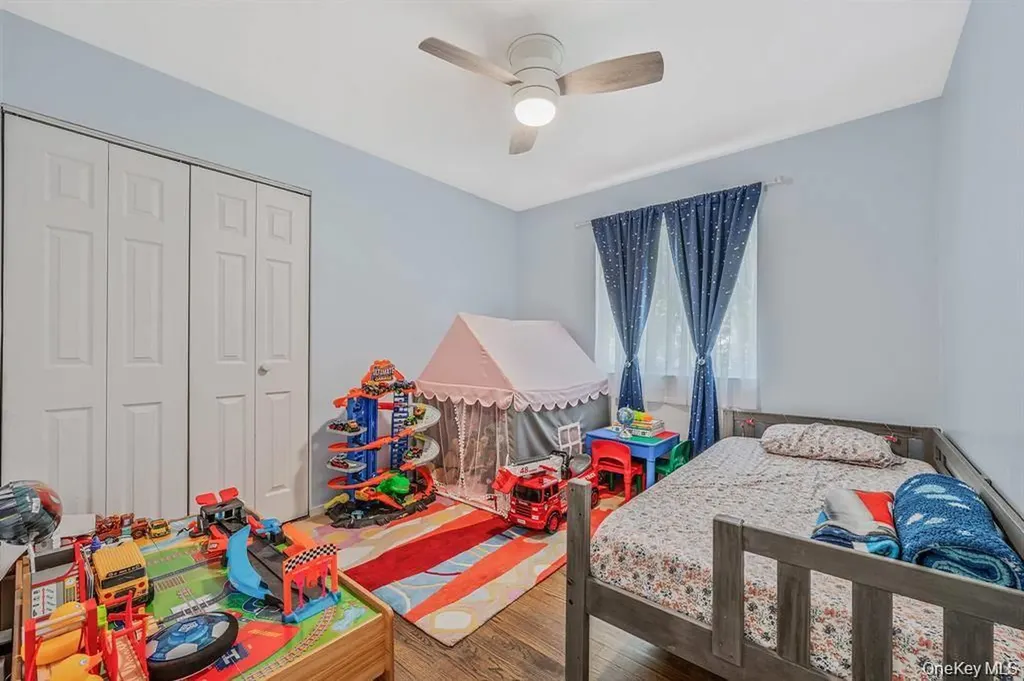 3 Emily Court Hampton Bays NY 11946