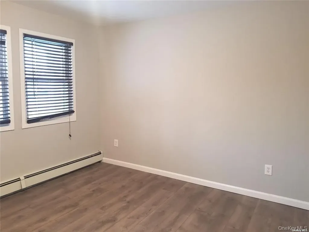 6 Roland Place West Babylon NY 11704