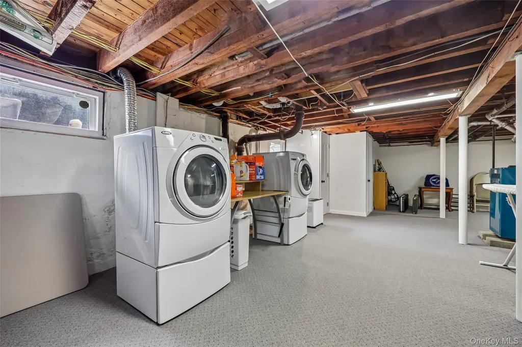 23 Berwick Road Hewlett NY 11557