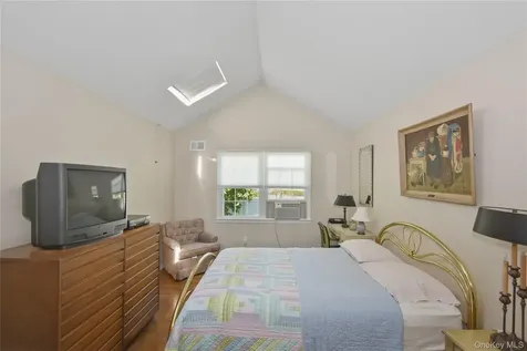 25 Brookfield Road Mount Vernon NY 10552