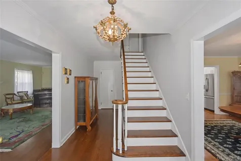 25 Brookfield Road Mount Vernon NY 10552