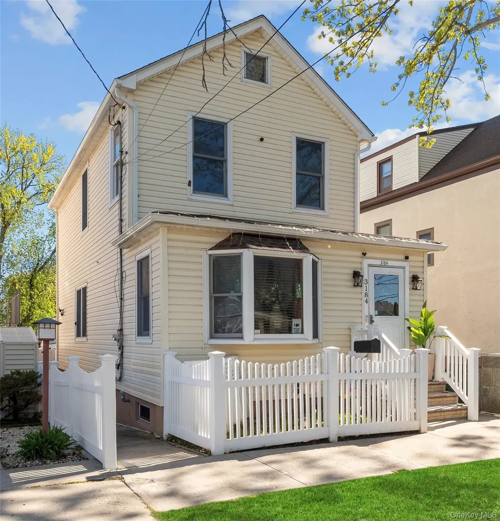 3184 Baisley Avenue Bronx NY 10465