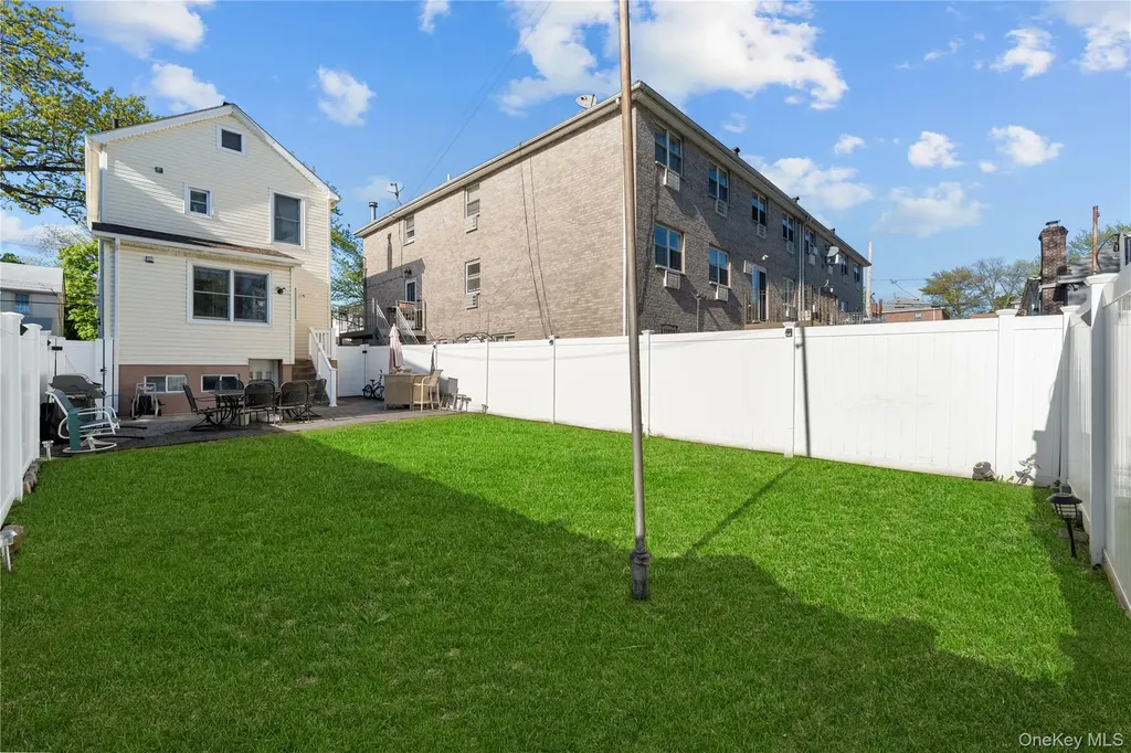 3184 Baisley Avenue Bronx NY 10465