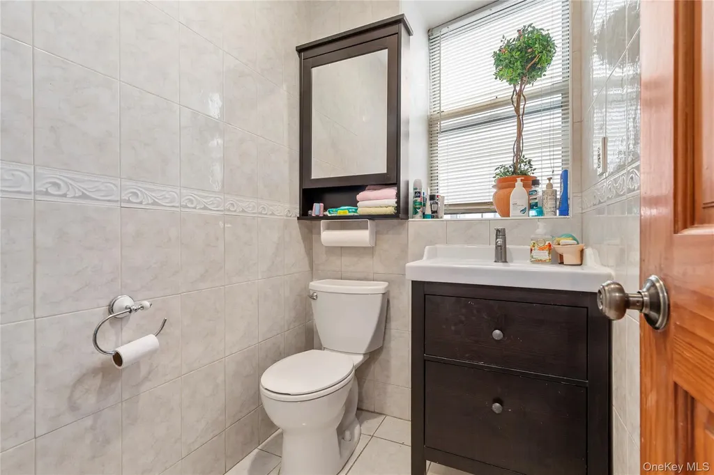 1727 E 14th Street Brooklyn NY 11229