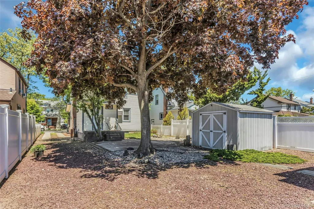 26 Harvard Avenue Lynbrook NY 11563