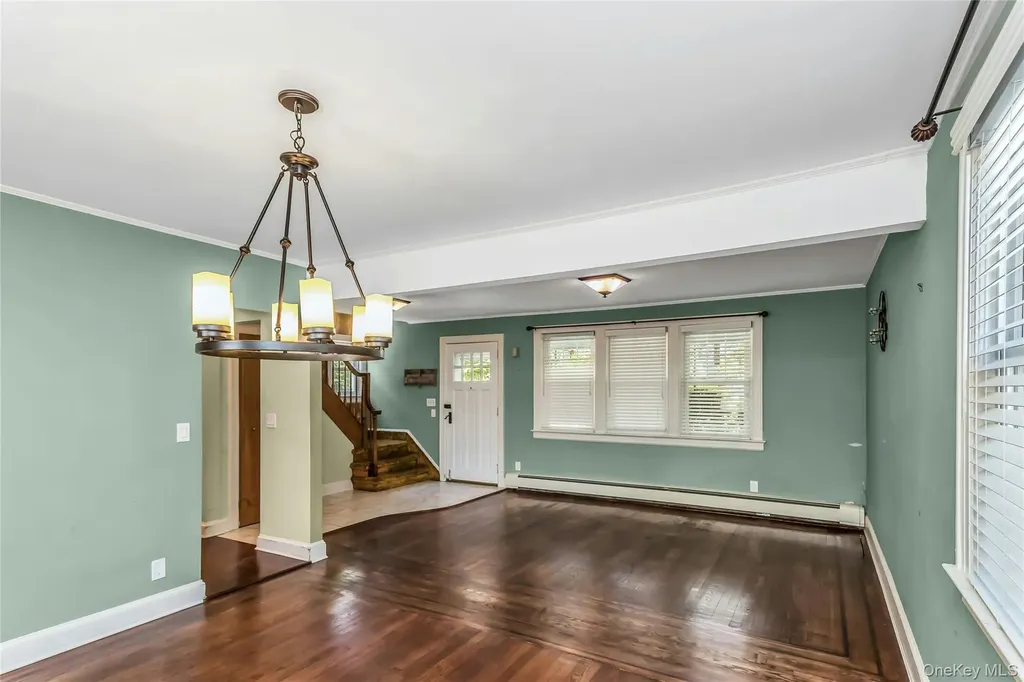 26 Harvard Avenue Lynbrook NY 11563