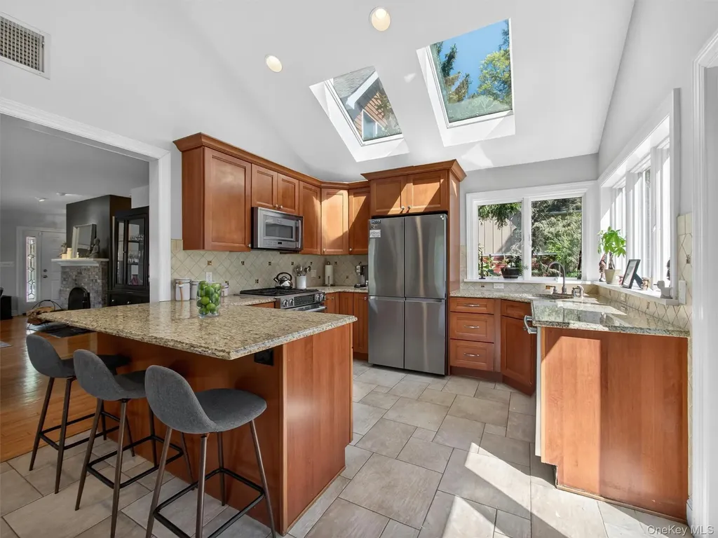 407 N Midland Avenue Nyack NY 10960