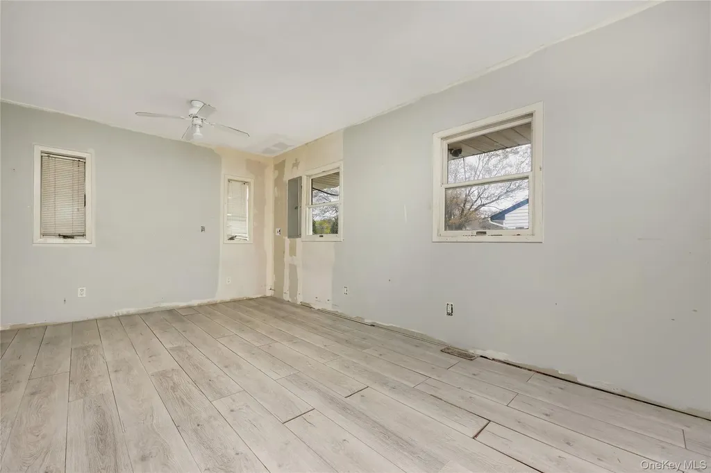 2 Seley Cross Islip Terrace NY 11752