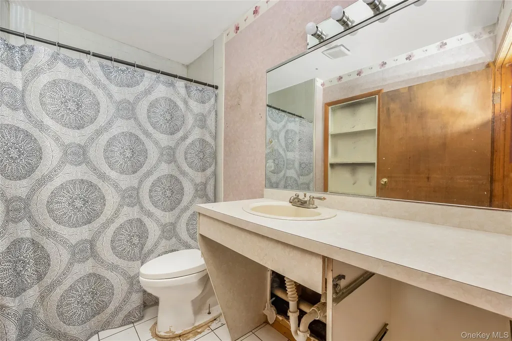 2 Seley Cross Islip Terrace NY 11752