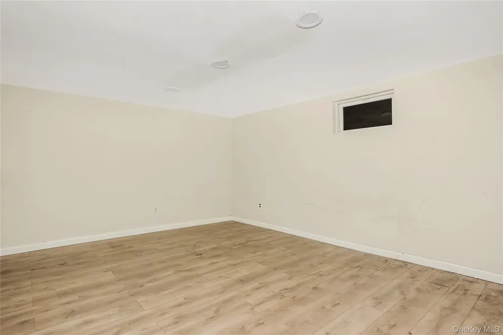 2 Seley Cross Islip Terrace NY 11752