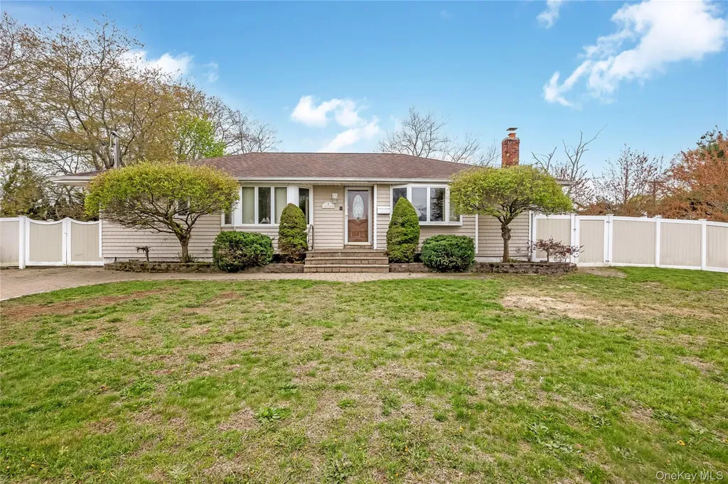 2 Seley Cross Islip Terrace NY 11752