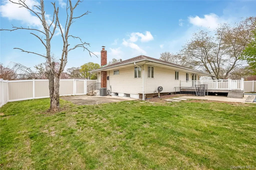 2 Seley Cross Islip Terrace NY 11752