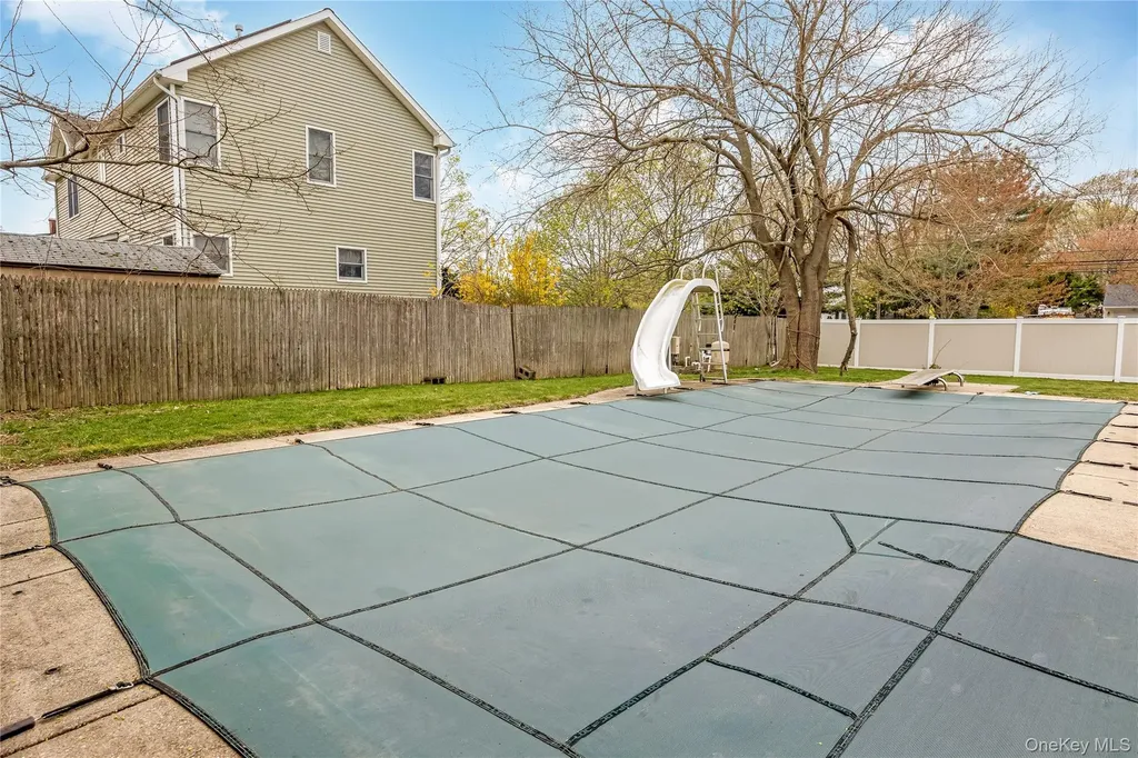 2 Seley Cross Islip Terrace NY 11752