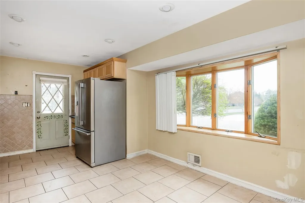 2 Seley Cross Islip Terrace NY 11752
