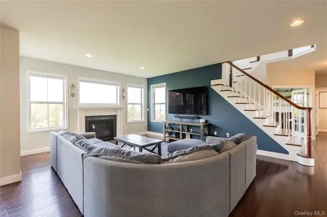 58 Ridgeline Drive Poughkeepsie NY 12603