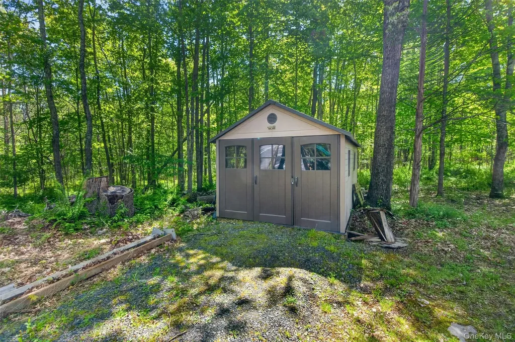 428 Prosperous Valley Road Middletown NY 10940