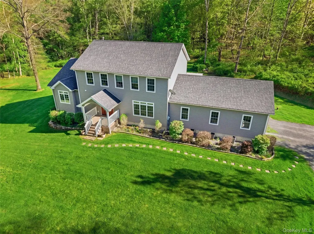 428 Prosperous Valley Road Middletown NY 10940