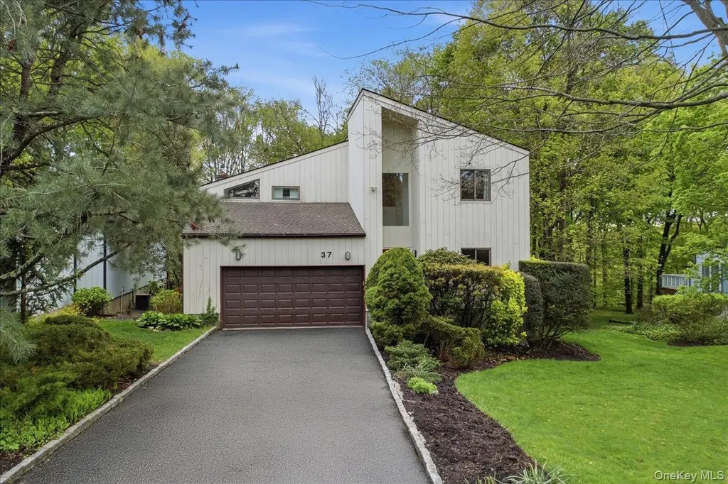 37 Talcott Road Rye Brook NY 10573