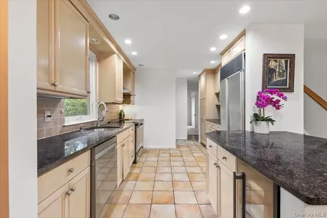 37 Talcott Road Rye Brook NY 10573