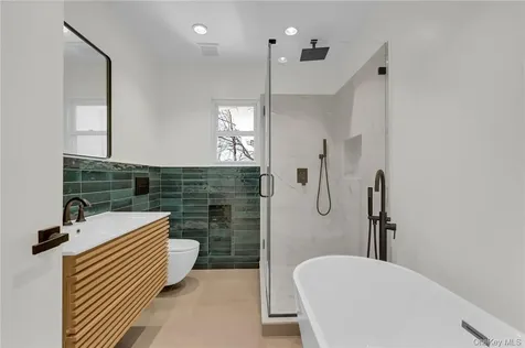 225 Hilltop Street Mahopac NY 10541