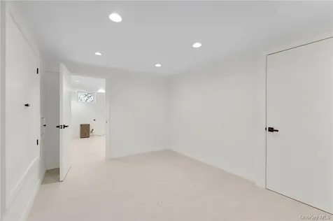 225 Hilltop Street Mahopac NY 10541