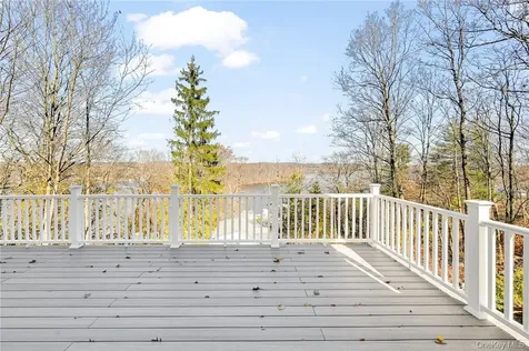 225 Hilltop Street Mahopac NY 10541