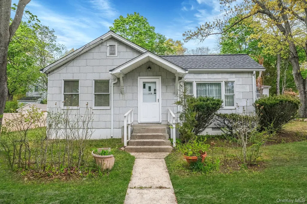 145 Locust Drive Rocky Point NY 11778