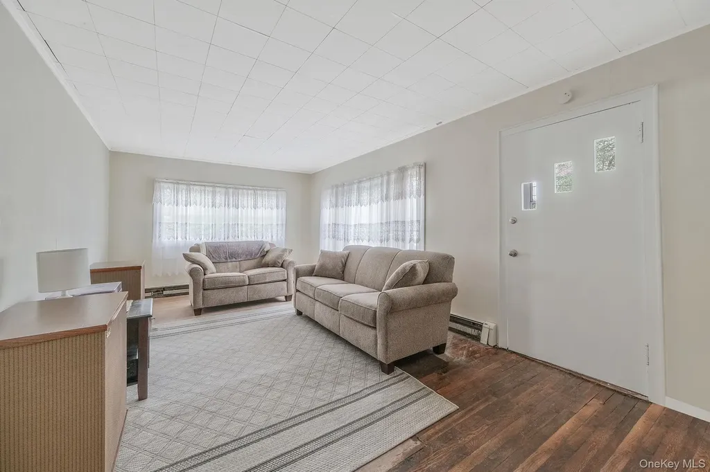 145 Locust Drive Rocky Point NY 11778