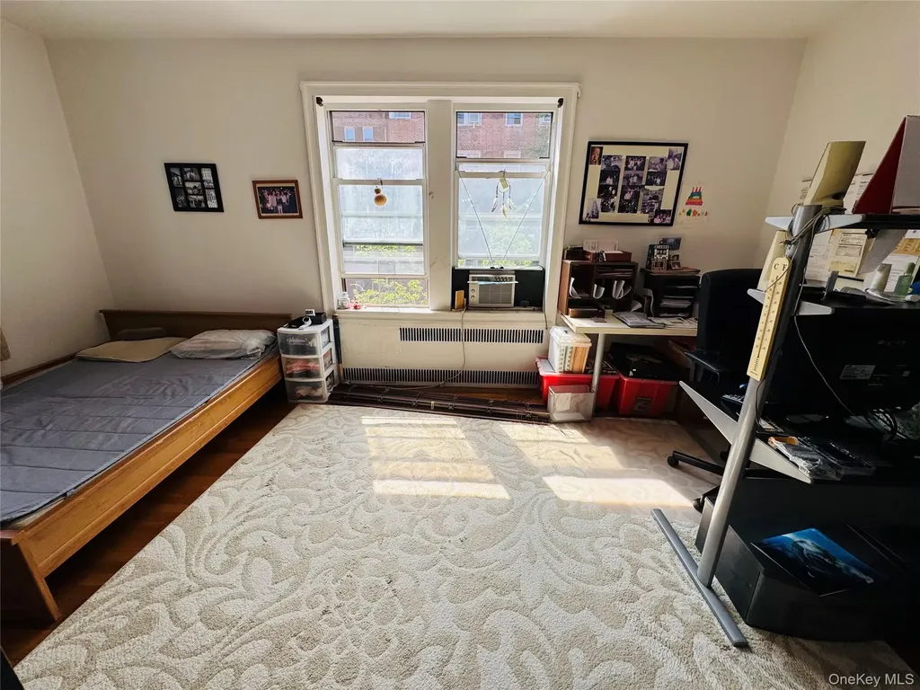 111-39 76th Road Forest Hills NY 11375