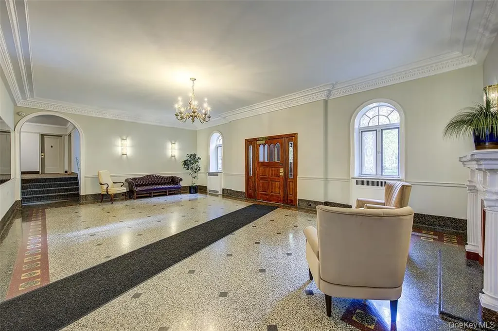 111-39 76th Road Forest Hills NY 11375