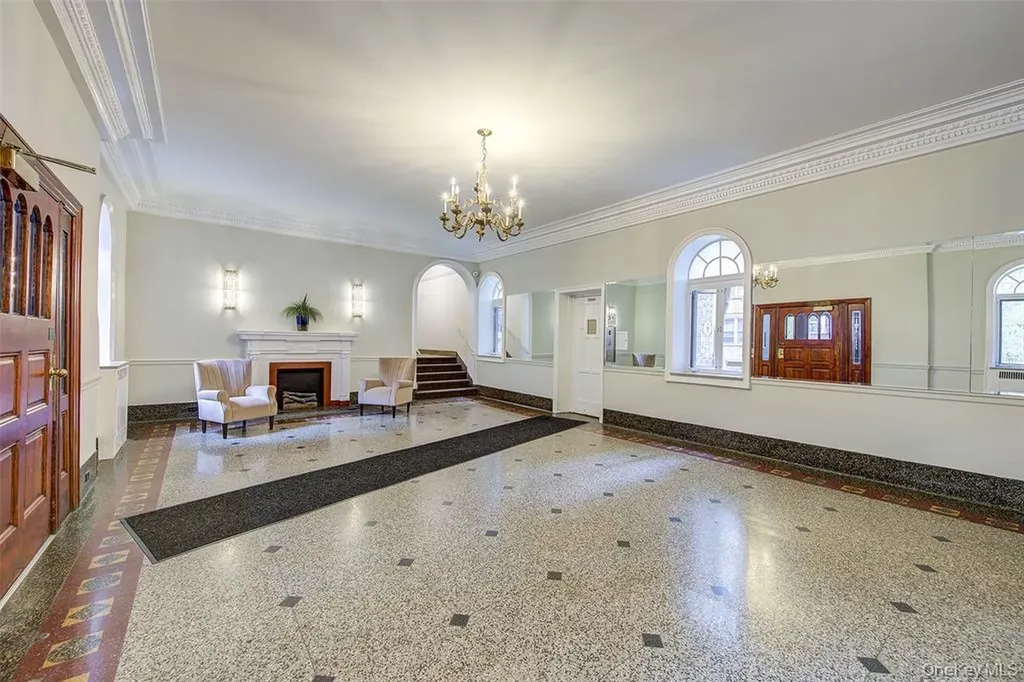 111-39 76th Road Forest Hills NY 11375