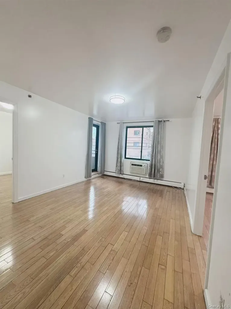 136-16 35th Avenue Flushing NY 11354