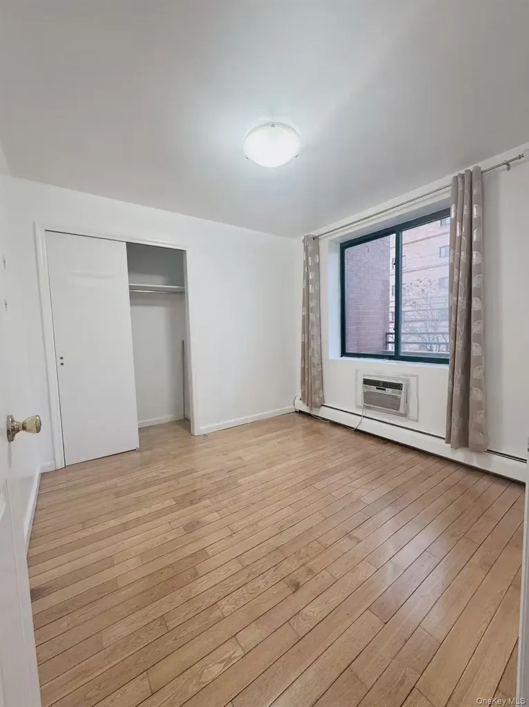 136-16 35th Avenue Flushing NY 11354