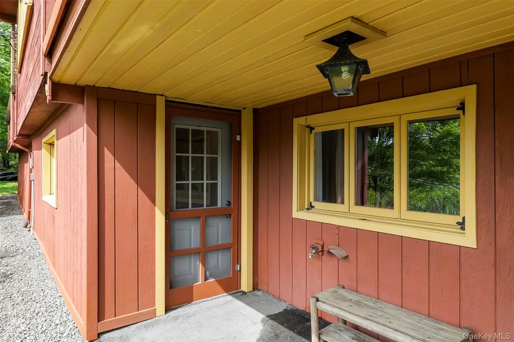 568 High Road Glen Spey NY 12737