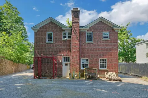 11 Senter Street Chappaqua NY 10514