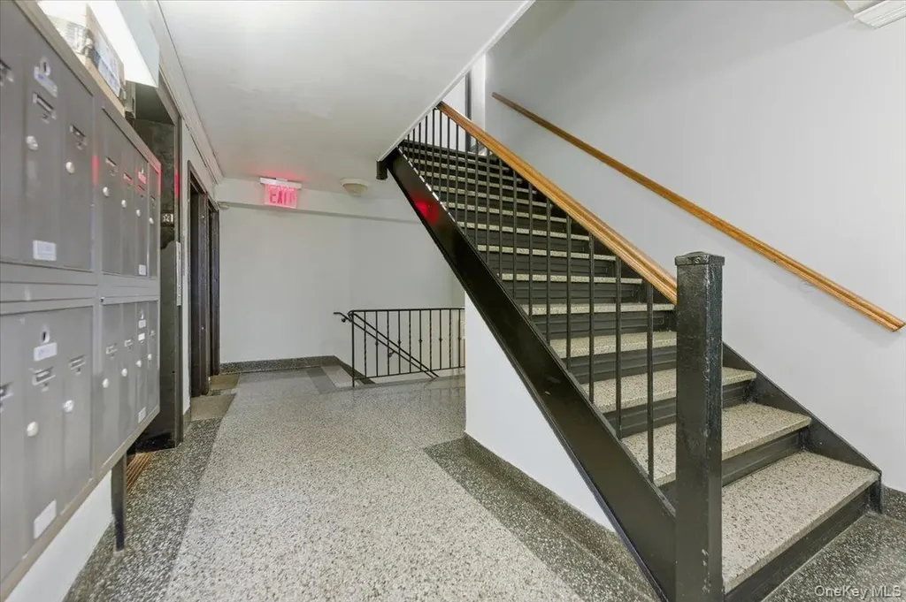 5645 Netherland Avenue Bronx NY 10471