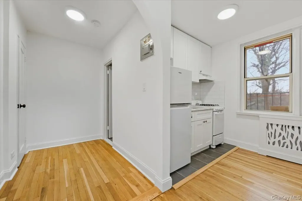 5645 Netherland Avenue Bronx NY 10471