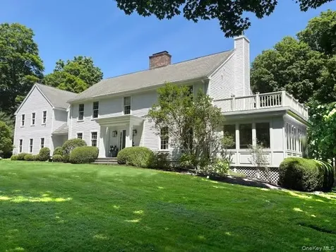 240 Eastwoods Road Pound Ridge NY 10576