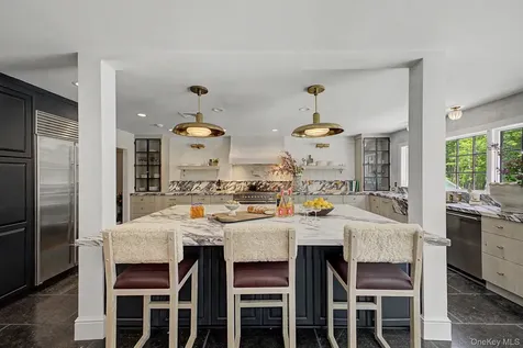 240 Eastwoods Road Pound Ridge NY 10576