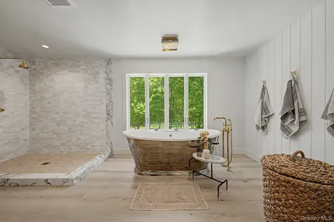 240 Eastwoods Road Pound Ridge NY 10576