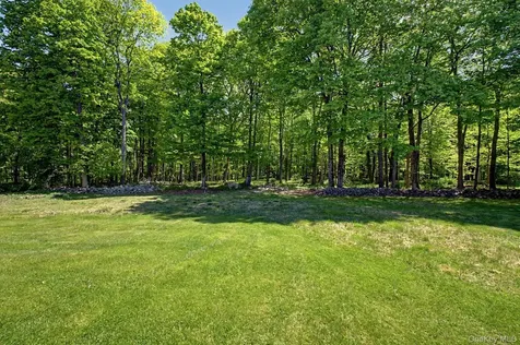 240 Eastwoods Road Pound Ridge NY 10576
