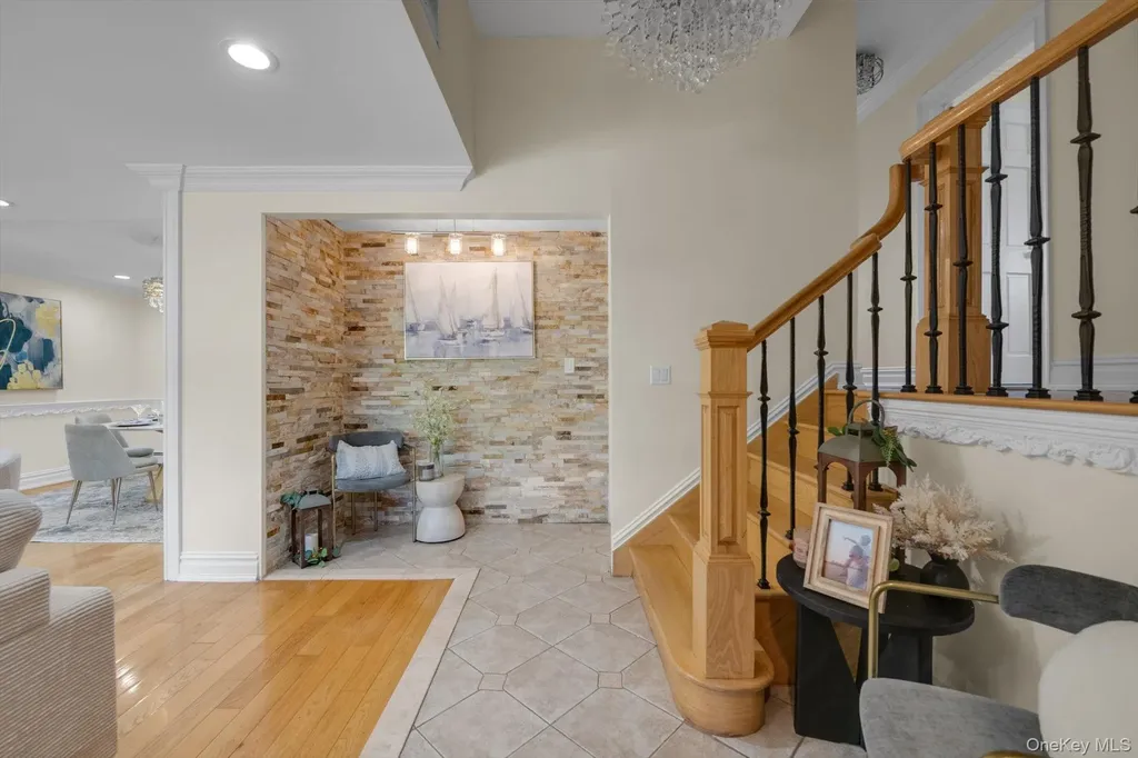98 Belmont Circle Syosset NY 11791