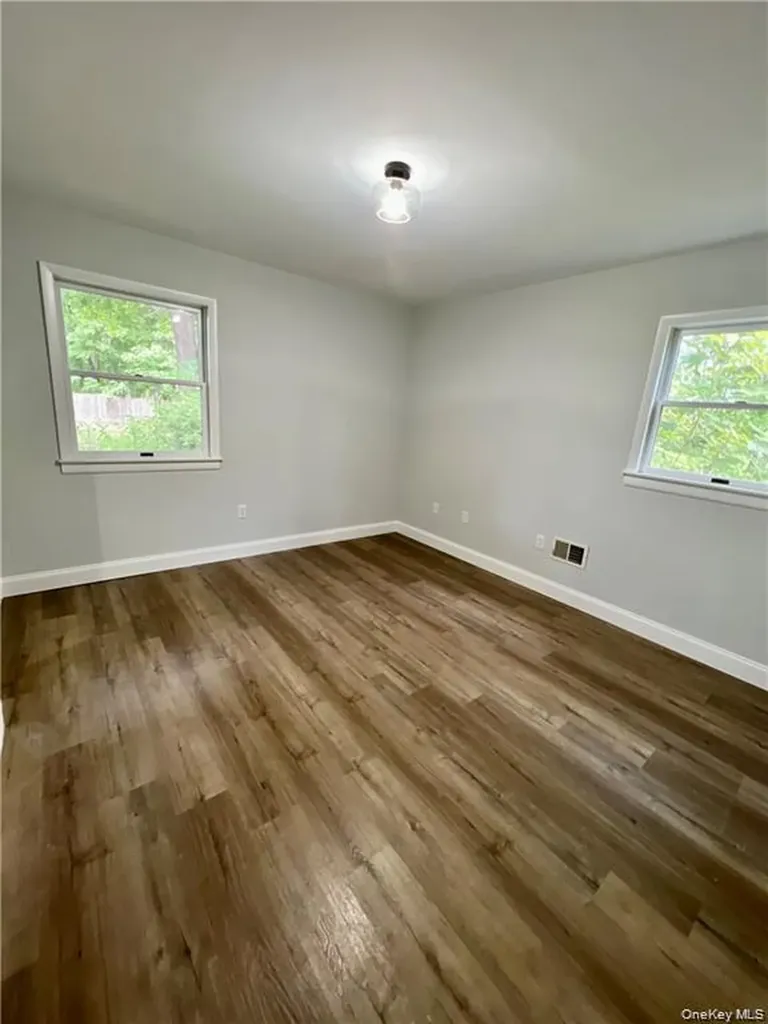 18 Chadeayne Avenue Cornwall NY 12518