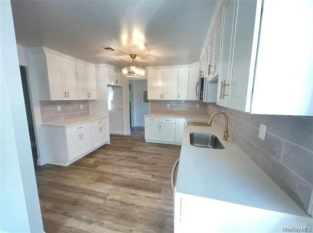 18 Chadeayne Avenue Cornwall NY 12518