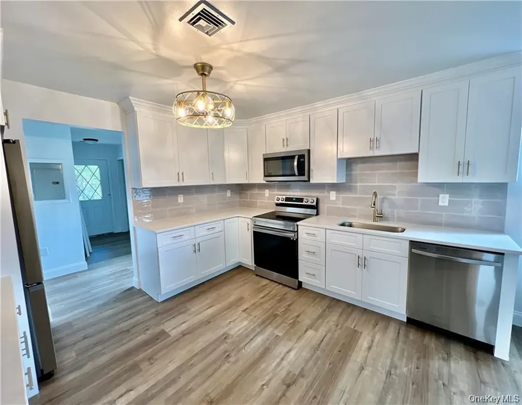 18 Chadeayne Avenue Cornwall NY 12518