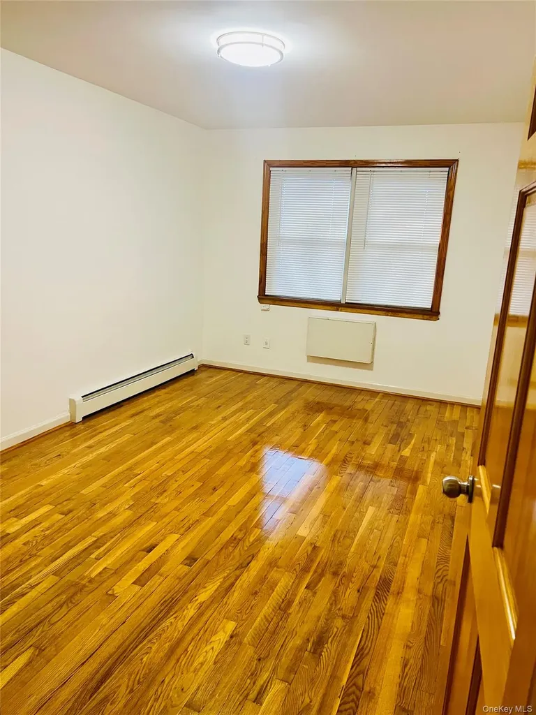 240-53 68th Avenue Douglaston NY 11362